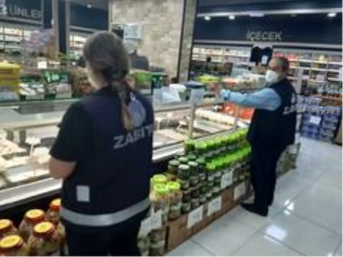 Bağlar Belediyesi kısıtlama öncesinde marketleri denetledi