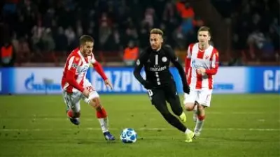 Fransa Futbol Federasyonu, PSG'yi şampiyon ilan etti Fransa Futbol Federasyonu, PSG'yi şampiyon ilan etti