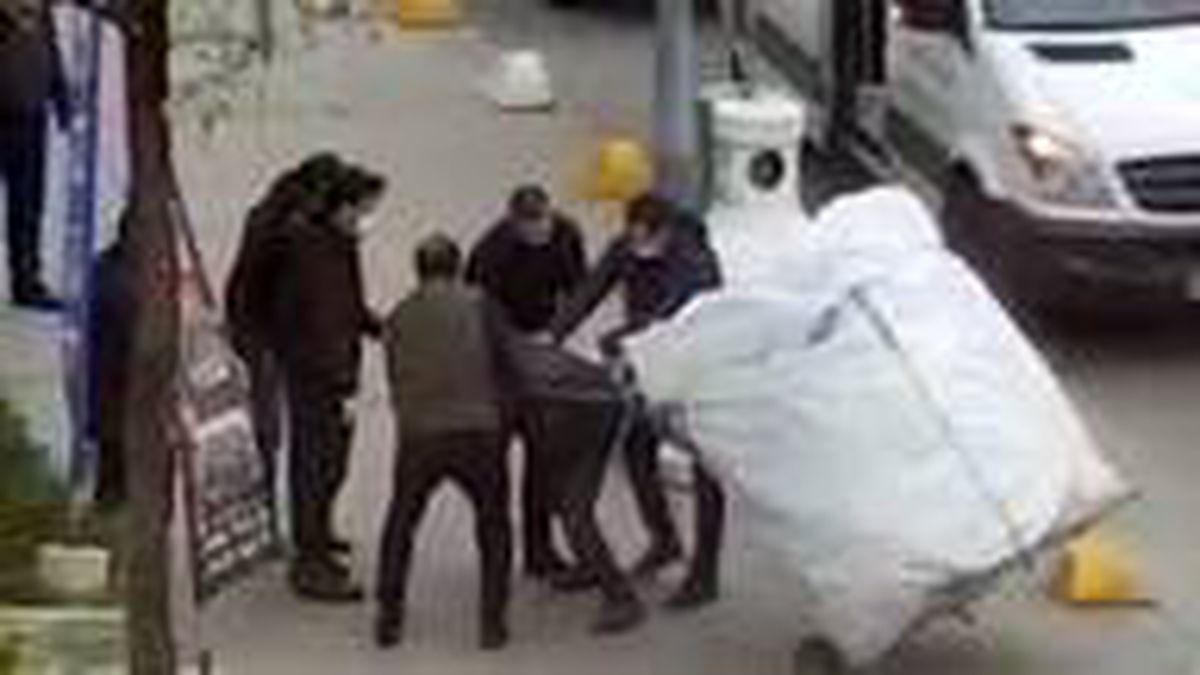 İBB, zabıtaların kağıt toplayıcısını darp ettiği iddiasını yalanladı