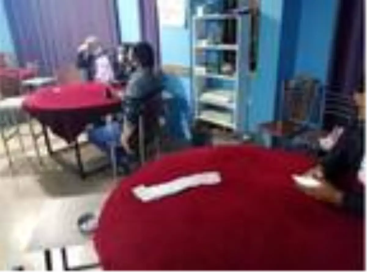 Kahvehanede yakalanan 3 kişiye 10 bin TL ceza