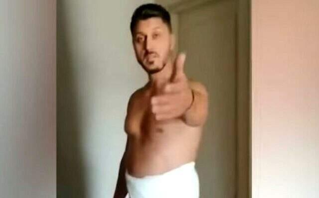 Konyaspor'un eski forveti Ciprian Marica, evli bir kadınla otel odasında basıldı