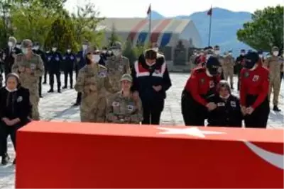 Munzur Çayı'nda akıntıya kapılarak şehit olan Uzman Çavuş Güneş için tören düzenlendi