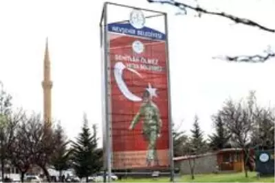 Nevşehir Şehitliği ve Şifa meydanındaki yeni düzenleme beğeni kazandı Nevşehir Şehitliği ve Şifa meydanındaki yeni düzenleme beğeni kazandı