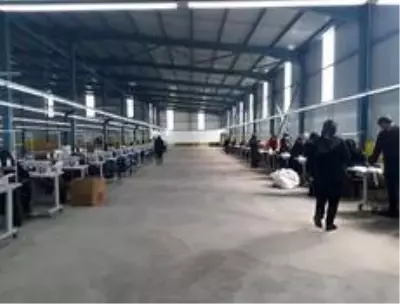 Posof tekstil atölyesi maske üretimiyle faaliyete başladı Posof tekstil atölyesi maske üretimiyle faaliyete başladı