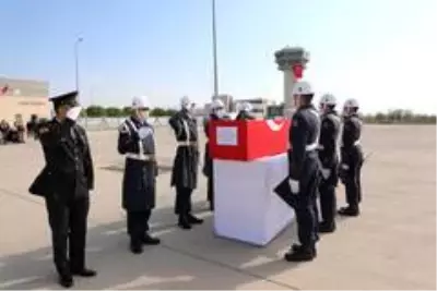 Şehit Güneş'in naaşı Elazığ'dan Ankara'ya uğurlandı