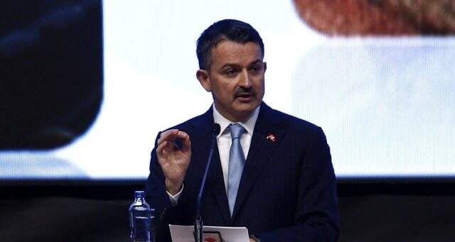Bakan Pakdemirli, elde kalan ürünlerle ilgili çiftçilere ve besicilere müjdeyi verdi