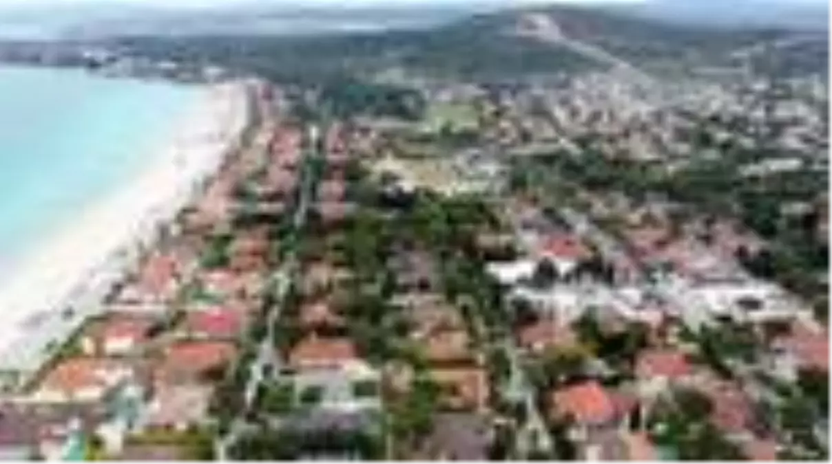 Çeşme Kovid-19 sonrası turizm sezonuna hazırlanıyor