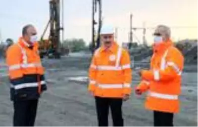 Karaismailoğlu: Bu yılın sonunda Kuzey Marmara Otoyolu'nu tamamlayacağız Karaismailoğlu: Bu yılın sonunda Kuzey Marmara Otoyolu'nu tamamlayacağız