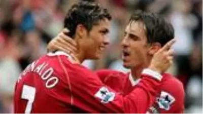 Manchester efsanesi Gary Neville: Cristiano Ronaldo, Pele'nin rekorunu kırmak istiyor Manchester efsanesi Gary Neville: Cristiano Ronaldo, Pele'nin rekorunu kırmak istiyor