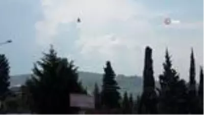Acil hasta için tarlaya inmek isteyen ambulans helikoptere tarla sahipleri izin vermedi Acil hasta için tarlaya inmek isteyen ambulans helikoptere tarla sahipleri izin vermedi