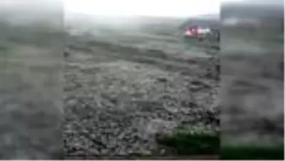 Çorum’da etkili olan dolu tarım arazilerini vurdu