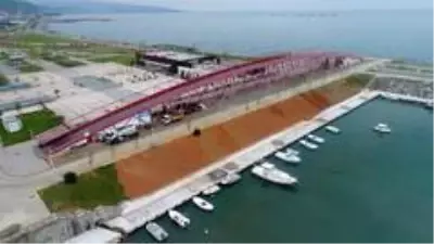 Eşi benzeri olmayan köprünün kaderini vatandaşlar belirleyecek Eşi benzeri olmayan köprünün kaderini vatandaşlar belirleyecek