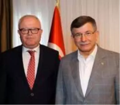 Gelecek Partisi Çanakkale Kurucu İl Başkanı kumar baskınında yakalandı Gelecek Partisi Çanakkale Kurucu İl Başkanı kumar baskınında yakalandı