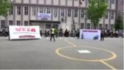 Gönüllü motosikletçiler 'Yalnız Değilsiniz' kampanyasıyla yaşlıların kapısını çalacak Gönüllü motosikletçiler 'Yalnız Değilsiniz' kampanyasıyla yaşlıların kapısını çalacak