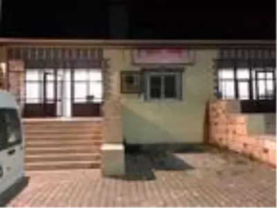 Güvercin nedeniyle tartıştığı kişilerce öldürüldü; yakınları şüphelinin evini ateşe verdi Güvercin nedeniyle tartıştığı kişilerce öldürüldü; yakınları şüphelinin evini ateşe verdi