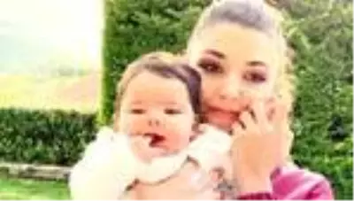 Hande Erçel'den Mavi'li paylaşım... Teyze aşkı Hande Erçel'den Mavi'li paylaşım... Teyze aşkı