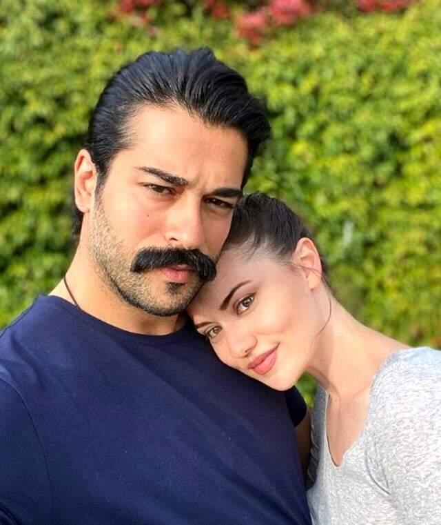 Instagram hesabından fotoğrafını paylaşan Fahriye Evcen'e beğeni yağdı
