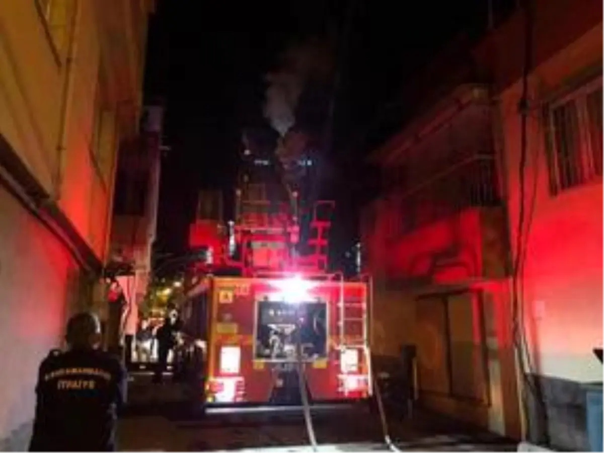 Kahramanmaraş'ta bir evin bacasında çıkan yangın söndürüldü