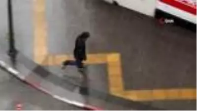 Karabük'te sağanak yağış ve dolu yağışı sonrası yollar göle döndü, vatandaşlar zor anlar yaşadı Karabük'te sağanak yağış ve dolu yağışı sonrası yollar göle döndü, vatandaşlar zor anlar yaşadı