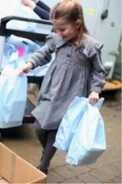 Kate ve William'ın ikinci çocukları Prenses Charlotte, 5 yaşını karantinada kutladı Kate ve William'ın ikinci çocukları Prenses Charlotte, 5 yaşını karantinada kutladı