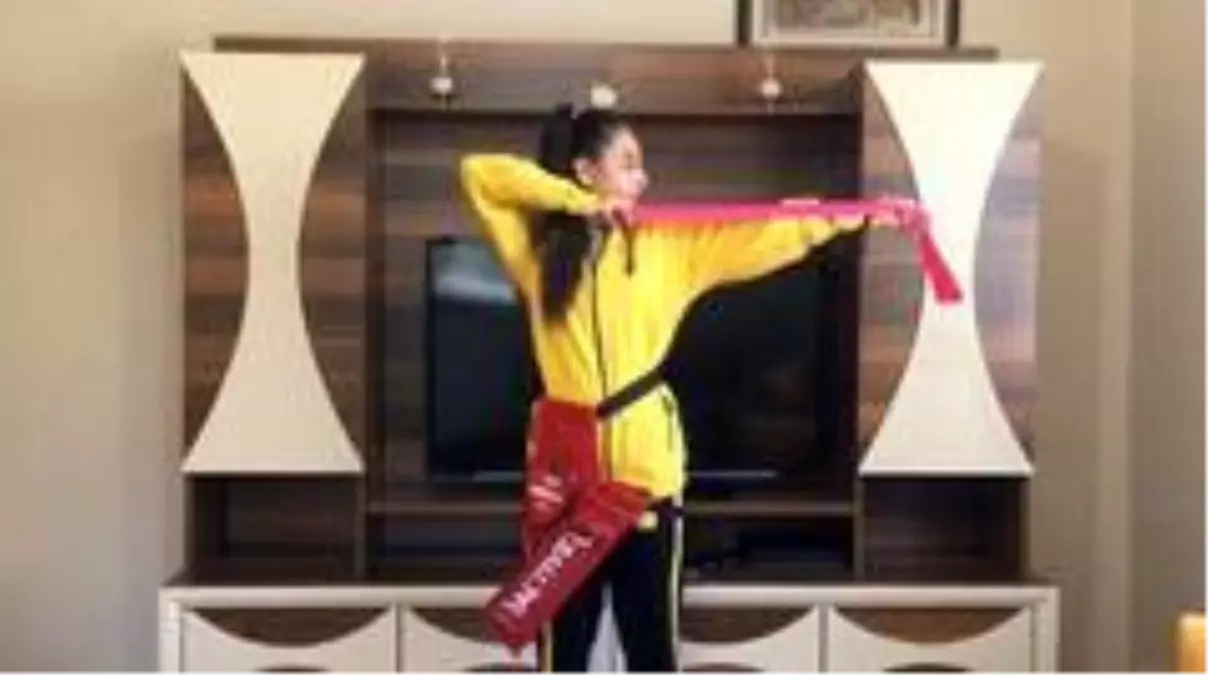 Kayserili okçular evde çalışıyor