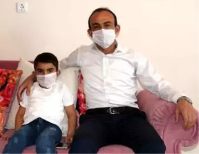 5 yaşındaki oğluyla Kovid-19'u yenen babadan