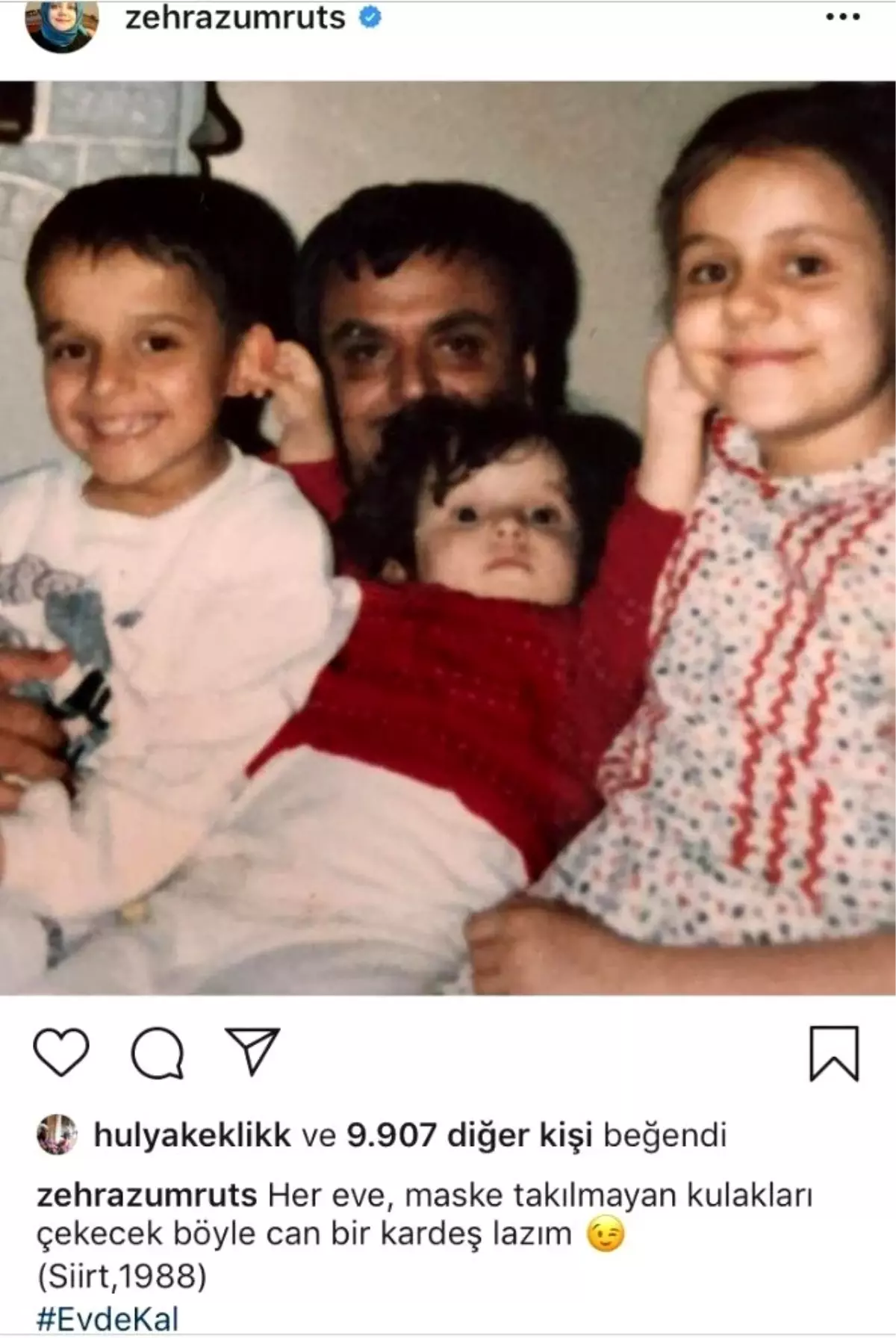 Bakan Selçuk çocukluk fotoğrafını paylaşıp �evde kal� çağrısı yaptı