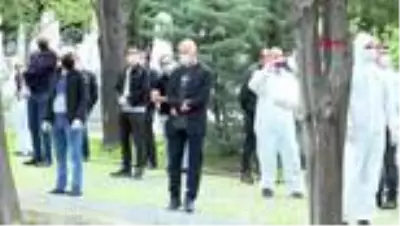 KORONAVİRÜS NEDENİYLE HAYATINI KAYBEDEN İLAHİYATÇI YAZAR ÖMER DÖNGELOĞLU SON YOLCULUĞUNA UĞURLANDI KORONAVİRÜS NEDENİYLE HAYATINI KAYBEDEN İLAHİYATÇI YAZAR ÖMER DÖNGELOĞLU SON YOLCULUĞUNA UĞURLANDI