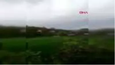 Kalp krizi geçiren hastayı almak için gelen helikopterin, tarlasına inmesine izin vermedi