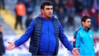 Ümit Özat: Fenerbahçe'nin, Galatasaray'ı yenelim de şampiyon olmasak da olur düşüncesini bırakması lazım Ümit Özat: Fenerbahçe'nin, Galatasaray'ı yenelim de şampiyon olmasak da olur düşüncesini bırakması lazım
