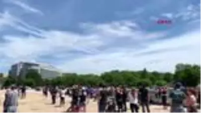 Washington'da savaş uçaklarından sağlık çalışanlarına destek uçuşu Washington'da savaş uçaklarından sağlık çalışanlarına destek uçuşu