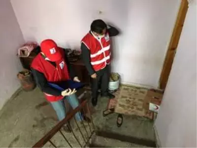 Zara'da Kızılay'dan ihtiyaç sahiplerine yardım Zara'da Kızılay'dan ihtiyaç sahiplerine yardım