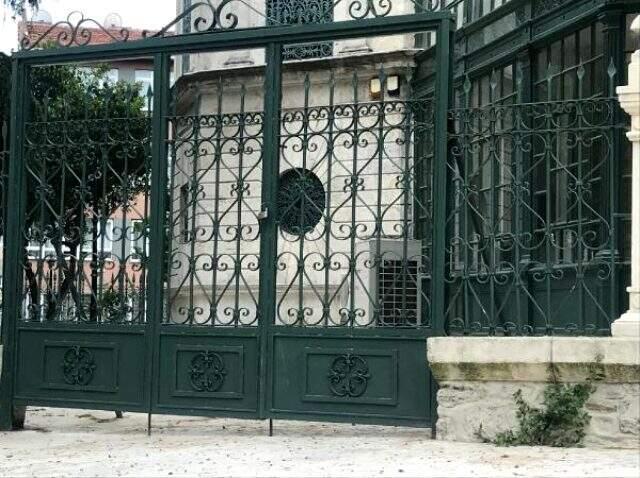 Bu Ramazan, korona nedeniyle ziyaret edilemeyen Hırka-i Şerif'i Veysel Karani'nin torunu anlattı Bu Ramazan, korona nedeniyle ziyaret edilemeyen Hırka-i Şerif'i Veysel Karani'nin torunu anlattı