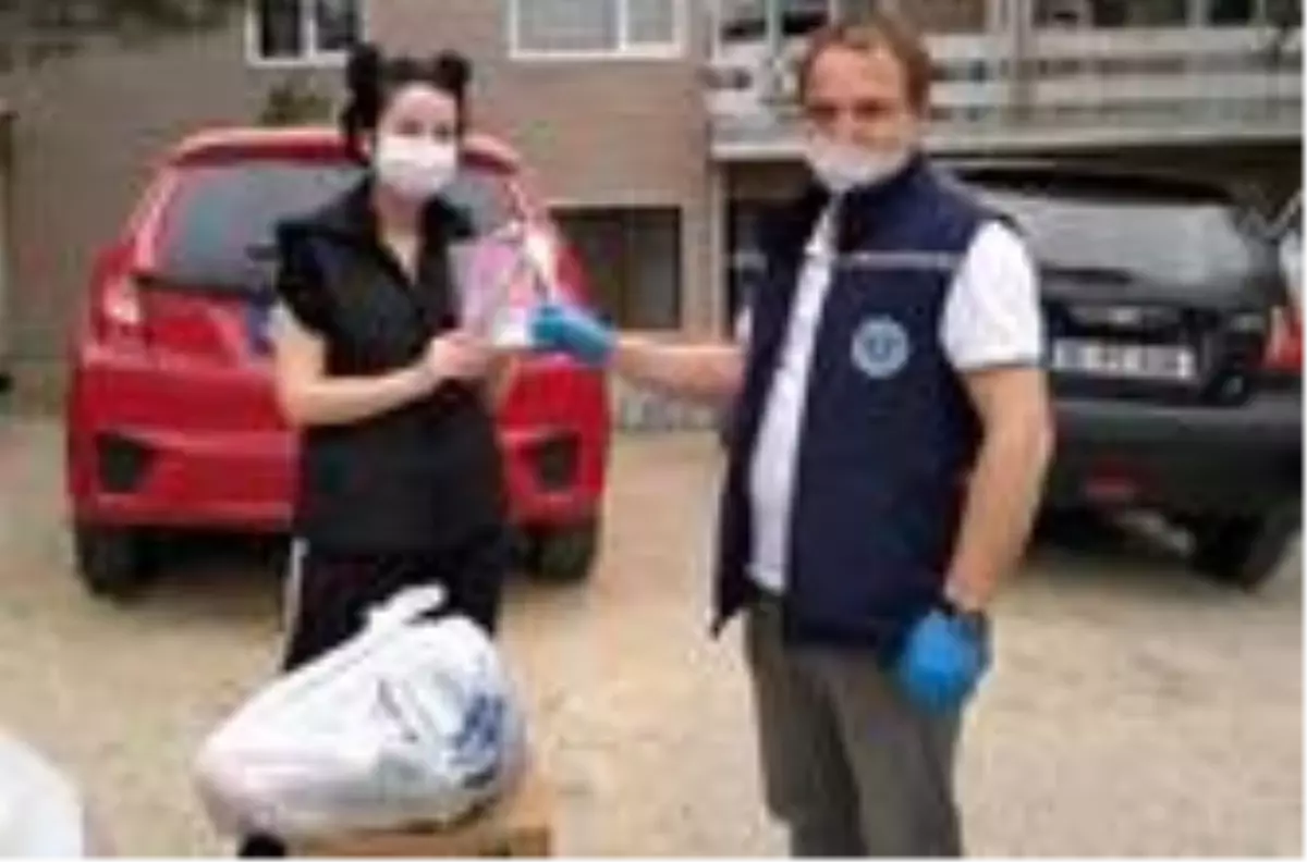 Bursa’da evde kalanlar kitapsız kalmadı