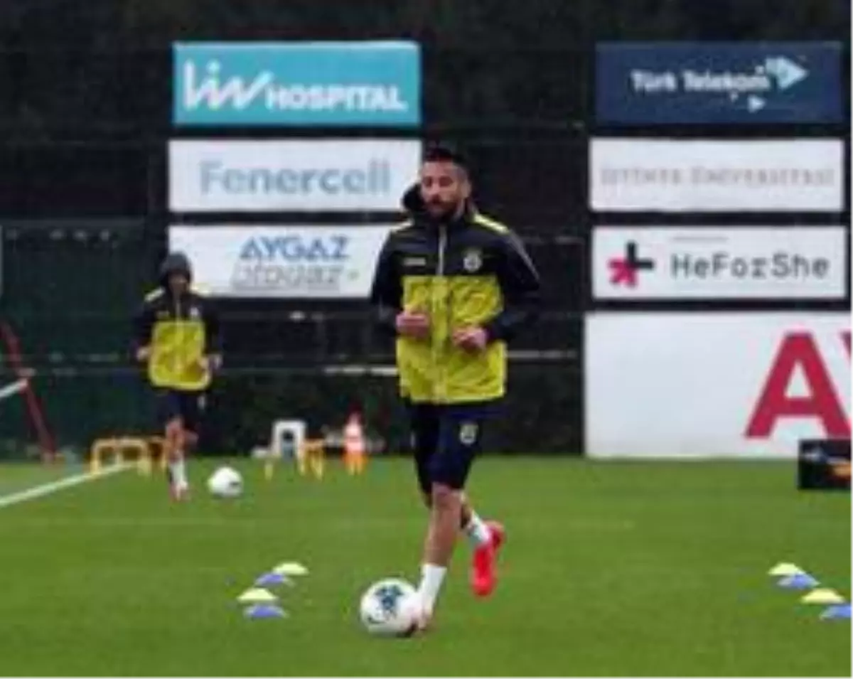 Fenerbahçe antrenmanlara başladı
