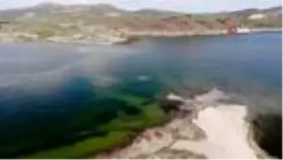 Baraj suları yükseldi, eski köy su altında kaldı Baraj suları yükseldi, eski köy su altında kaldı