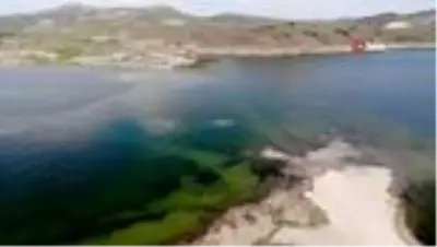 Baraj suları yükseldi, eski köy su altında kaldı Baraj suları yükseldi, eski köy su altında kaldı