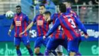 Eibar'dan La Liga'nın başlama kararına 'Korkuyoruz' yanıtı Eibar'dan La Liga'nın başlama kararına 'Korkuyoruz' yanıtı