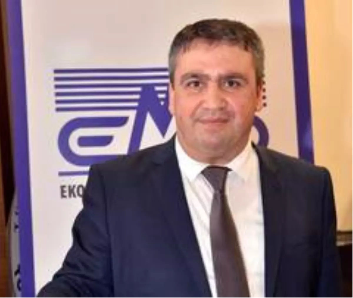 EMD İzmir'den basın mensuplarına sağlık paketi