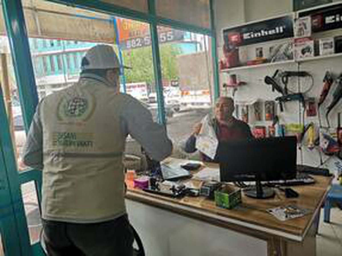Konya'da İHH ücretsiz maske dağıttı