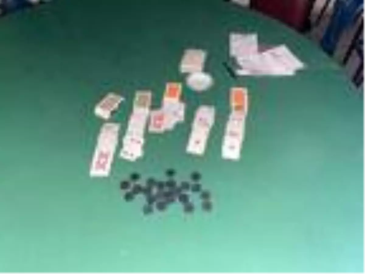 Kumarhaneye çevrilen eve baskın