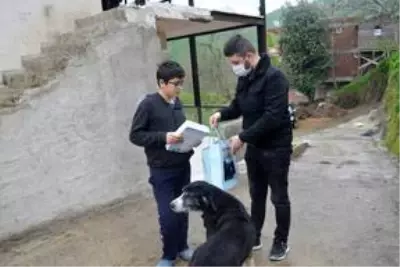 Ordu Da Evlerinde Kitap Okuyan Ogrencilere Kitap Seti Hediye Ediliyor Ordu