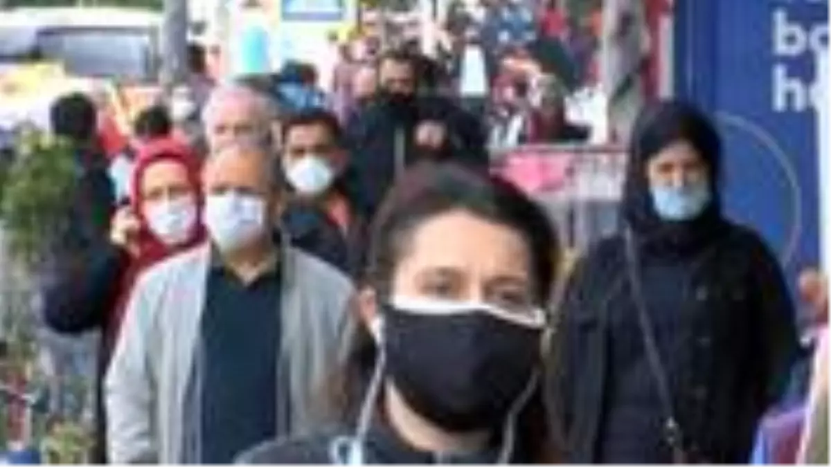 Polisin 'Niye dışarıdasınız?' sorusuna vatandaştan ilginç yanıt: Tur atıp gidiyoruz