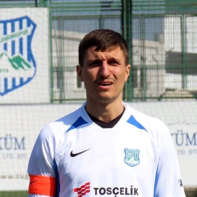 5 yaşındaki oğlunu boğarak öldüren eski Süper Lig futbolcusunun 'mezar' paylaşımı ortaya çıktı