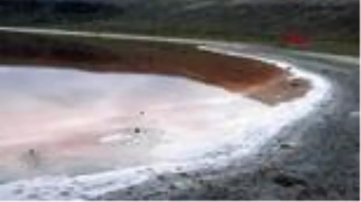 ANTALYA Dr. Erol Kesici Meke Gölü'nü, modern sulama kurtarır