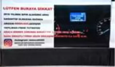 Arızalı aracı değiştirilmeyen vatandaş, aracına astığı afişlerle firmayı ifşa etti Arızalı aracı değiştirilmeyen vatandaş, aracına astığı afişlerle firmayı ifşa etti