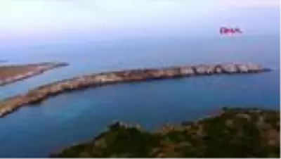 ÇANAKKALE Akvaryum Plajı, Avrupa'nın en temizlerinden ÇANAKKALE Akvaryum Plajı, Avrupa'nın en temizlerinden