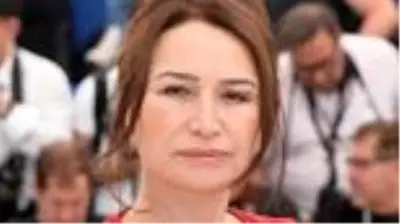 Demet Akbağ kimdir? Demet Akbağ kaç yaşında ve nereli? Demet Akbağ hangi dizi, film ve tiyatro oyunlarında rol aldı? Demet Akbağ biyografisi! Demet Akbağ kimdir? Demet Akbağ kaç yaşında ve nereli? Demet Akbağ hangi dizi, film ve tiyatro oyunlarında rol aldı? Demet Akbağ biyografisi!