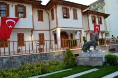 Devlet Bahçeli'nin memleketi Osmaniye'de 'Devlet Bey Konağı' tamamlandı Devlet Bahçeli'nin memleketi Osmaniye'de 'Devlet Bey Konağı' tamamlandı