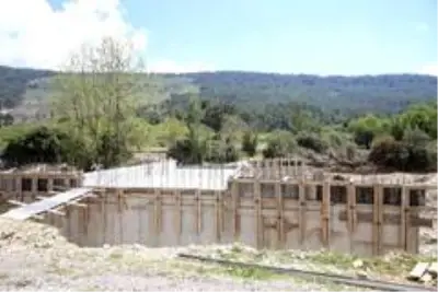Kaş Belediyesi yeni köprü yapıyor Kaş Belediyesi yeni köprü yapıyor